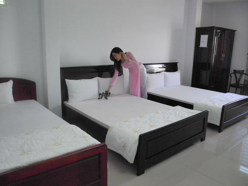 Nam Hong Hotel Нячанг Номер фото